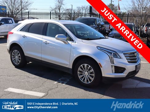 Used 2019 Cadillac XT5 Luxury image 1