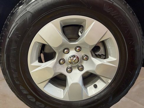 Used 2025 RAM 1500 Big Horn AWD/4WD image 29