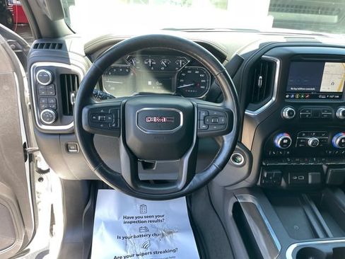 Used 2022 GMC Sierra 1500 AT4 w/ AT4 Preferred Package AWD/4WD image 14