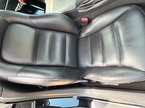 Used 2006 Chevrolet Corvette Convertible w/ Preferred Equipment Group RWD image 16