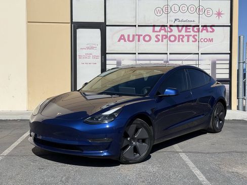 Used 2023 Tesla Model 3 Standard Range RWD image 4
