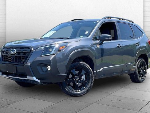Used 2025 Subaru Forester Wilderness AWD/4WD image 13