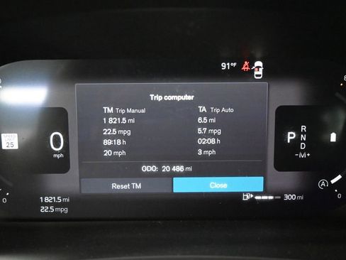 Used 2025 Volvo V60 B5 Cross Country Plus AWD/4WD image 22