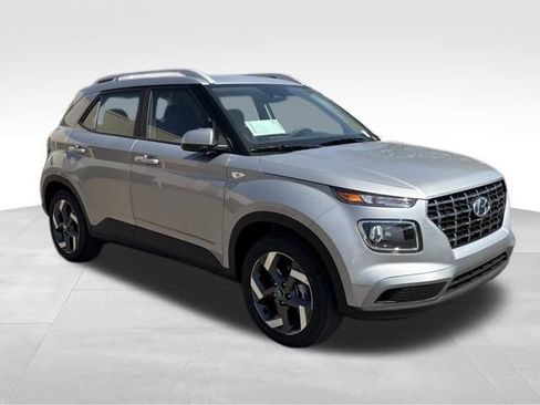 New 2026 Hyundai Venue SEL FWD image 7