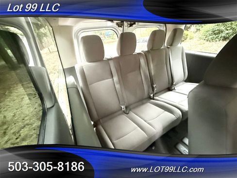 Used 2021 Nissan NV 3500 SV image 40
