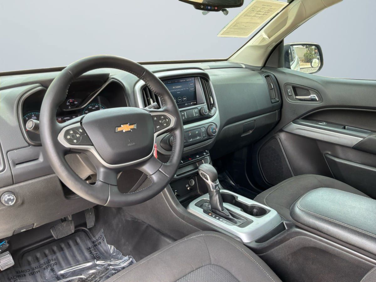 Used 2022 Chevrolet Colorado LT w/ Fleet Safety Package RWD image 10