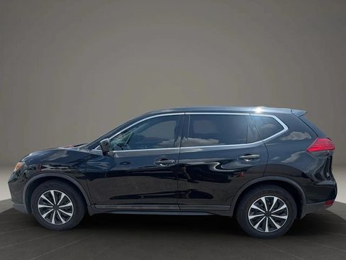 Used 2017 Nissan Rogue S FWD image 2