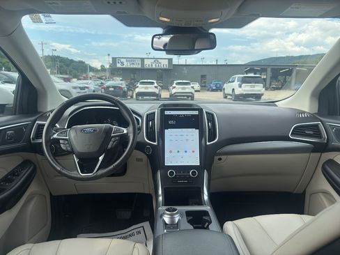 Used 2021 Ford Edge Titanium w/ Equipment Group 301A FWD image 14