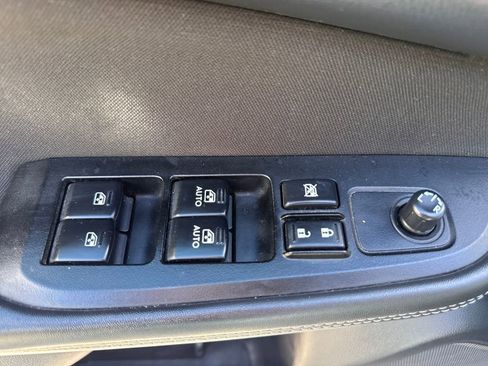 Used 2018 Subaru Outback 2.5i Premium image 15