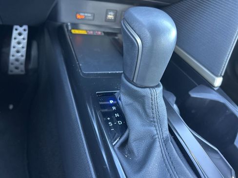 Used 2025 Toyota Camry SE image 26