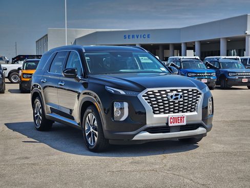 Used 2022 Hyundai Palisade SEL w/ Cargo Package FWD image 3