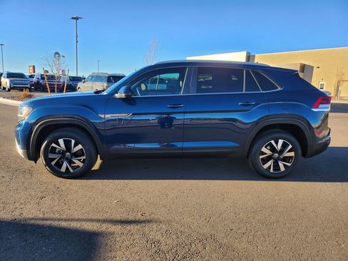Used 2022 Volkswagen Atlas Cross Sport SE image 7