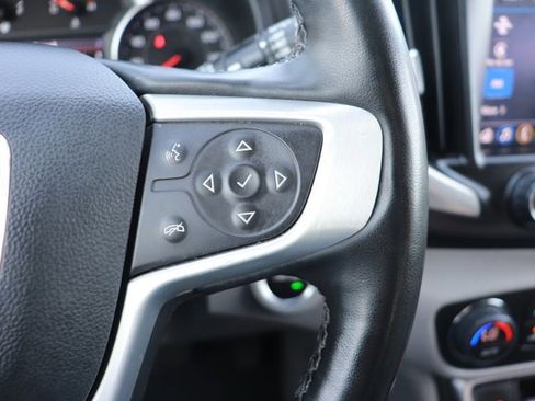 Used 2023 GMC Terrain SLT FWD image 22