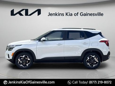 New 2026 Kia Seltos S FWD image 6