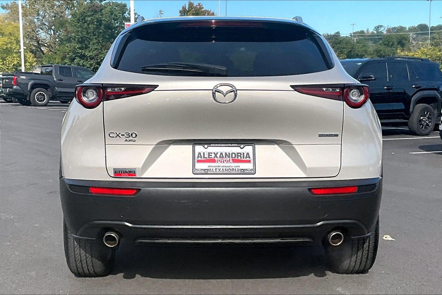 Used 2023 MAZDA CX-30 AWD 2.5 S w/ Select Package image 4