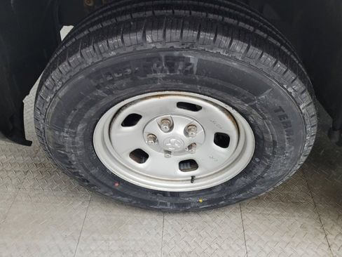 Used 2019 RAM 1500 Tradesman image 31