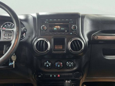 Used 2014 Jeep Wrangler Unlimited Sport AWD/4WD image 24
