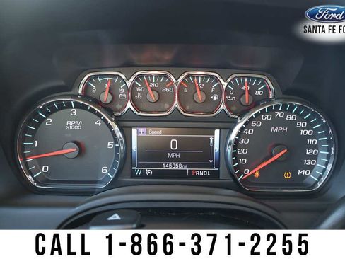 Used 2018 Chevrolet Suburban LT image 36