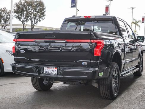 Used 2022 Ford F150 Lightning Lariat AWD/4WD image 7