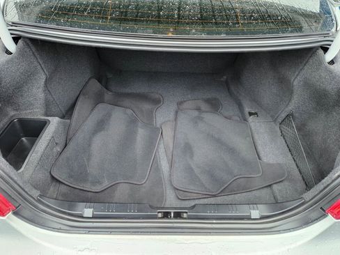 Used 2010 BMW 528i xDrive Sedan w/ Premium Pkg image 9