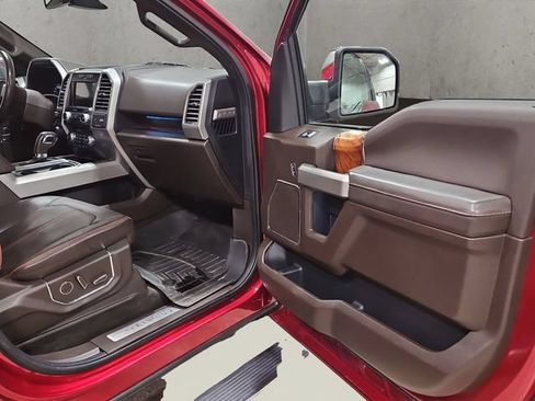 Used 2017 Ford F150 King Ranch w/ Equipment Group 601A Luxury AWD/4WD image 19