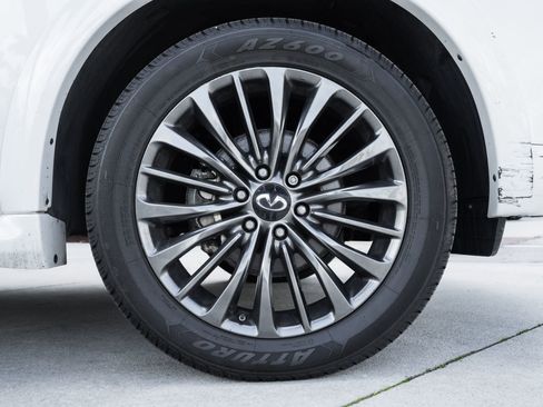 Certified 2023 INFINITI QX80 Sensory w/ Cargo Package AWD/4WD image 12