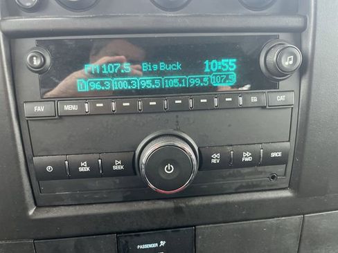 Used 2024 Chevrolet Express 2500 w/ Driver Convenience Package image 14