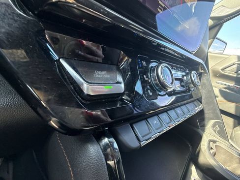 Used 2022 GMC Sierra 1500 AT4 w/ AT4 Preferred Package AWD/4WD image 23
