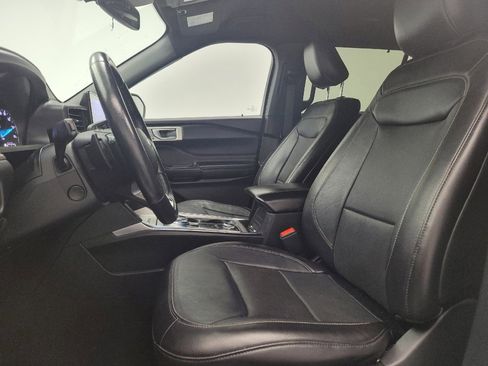 Used 2020 Ford Explorer Limited image 17