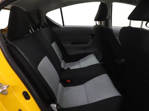 Used 2014 Toyota Prius C Three image 12