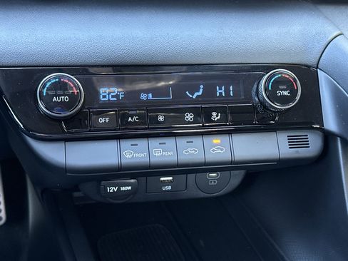 Certified 2025 Hyundai Elantra Sport image 24