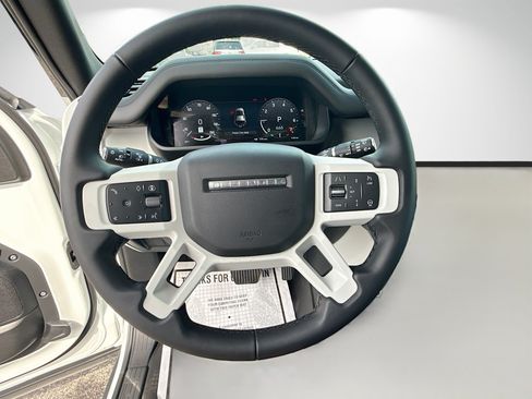 New 2026 Land Rover Defender 110 X-Dynamic SE AWD/4WD image 40