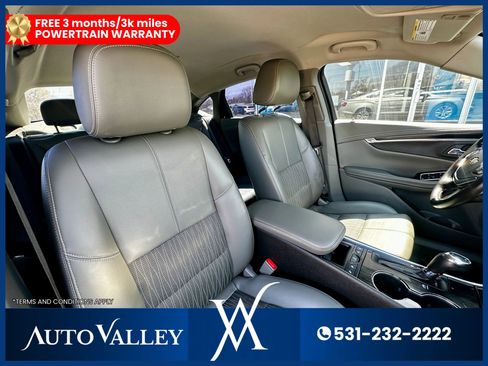 Used 2018 Chevrolet Impala LT w/ LT Convenience Package image 16
