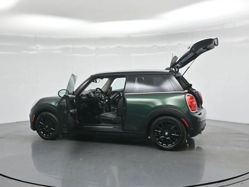 Used 2019 MINI Cooper 2-Door Hardtop image 34