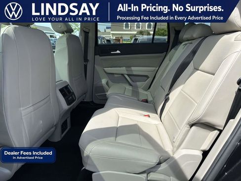 Used 2023 Volkswagen Atlas SE w/ Panoramic Sunroof Package AWD/4WD image 16