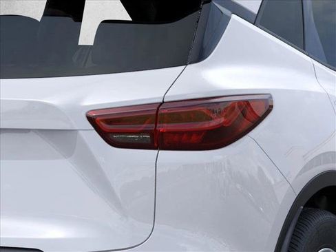 New 2026 Chevrolet Blazer LT image 11