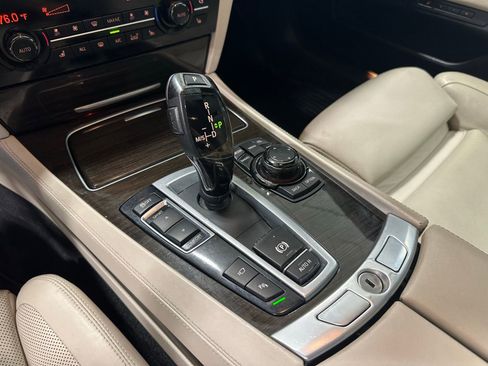 Used 2013 BMW 750i image 29
