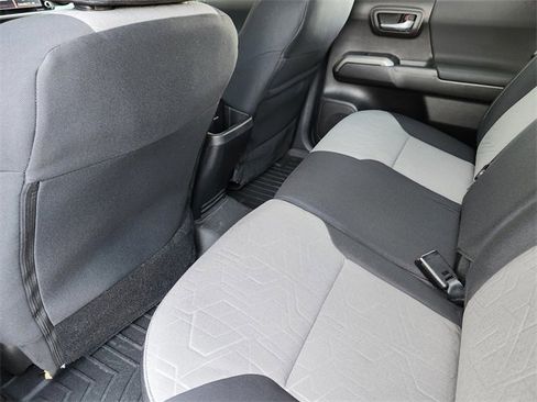 Used 2023 Toyota Tacoma TRD Sport image 22