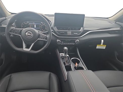 New 2025 Nissan Altima 2.5 SR w/ SR Premium Package image 10