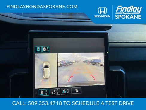 Used 2024 GMC Acadia Elevation image 13