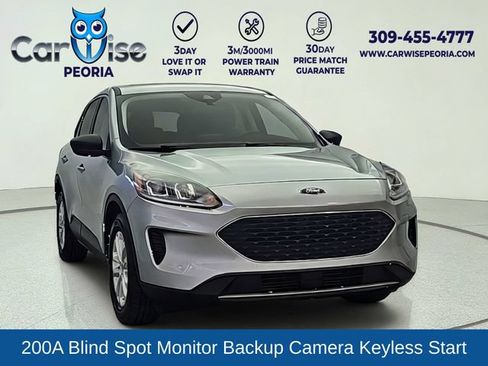 Used 2022 Ford Escape SE FWD image 1