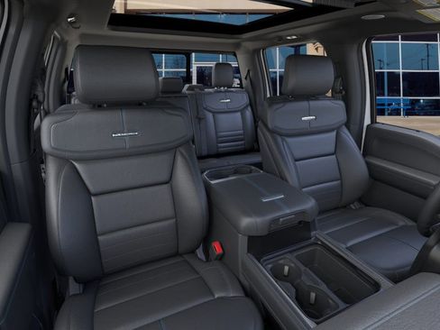 New 2026 Ford F450 Platinum image 10