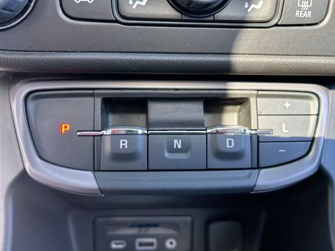Used 2024 GMC Terrain AT4 AWD/4WD image 19
