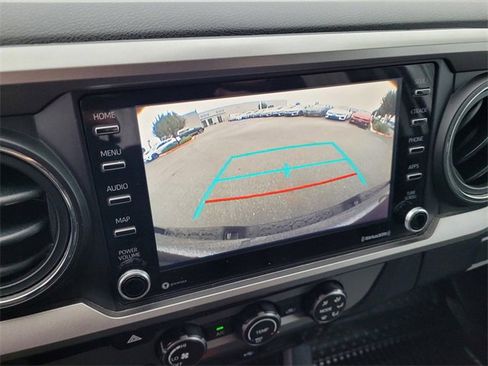 Used 2020 Toyota Tacoma SR5 image 12