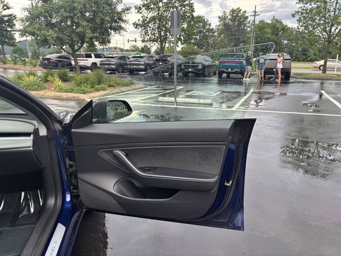 Used 2019 Tesla Model 3 Standard Range Plus RWD image 15