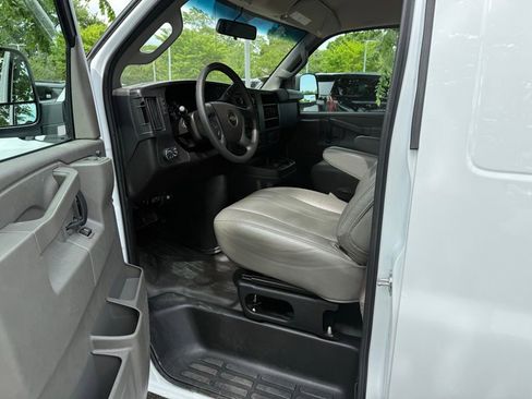 Used 2025 Chevrolet Express 2500 Extended w/ Driver Convenience Package RWD image 11