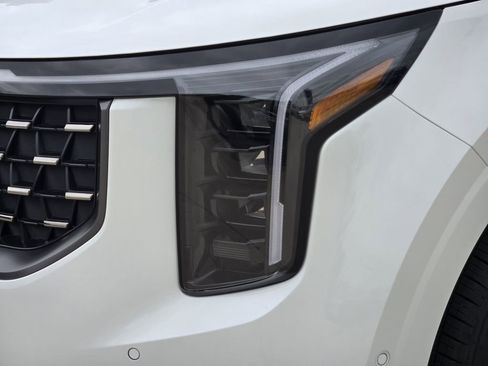 New 2026 Kia Carnival SX FWD image 7