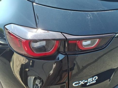 Used 2025 MAZDA CX-50 AWD 2.5 S w/ Preferred Package image 15