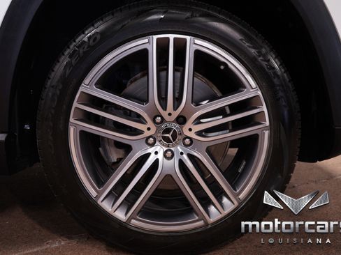 Used 2021 Mercedes-Benz GLS 450 4MATIC image 22