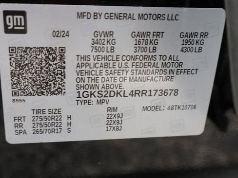 Used 2024 GMC Yukon Denali w/ Advanced Technology Package AWD/4WD image 34